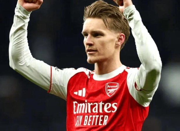 厄德高：球队全员都渴望1份荣誉；离队传闻？不知哪来的消息